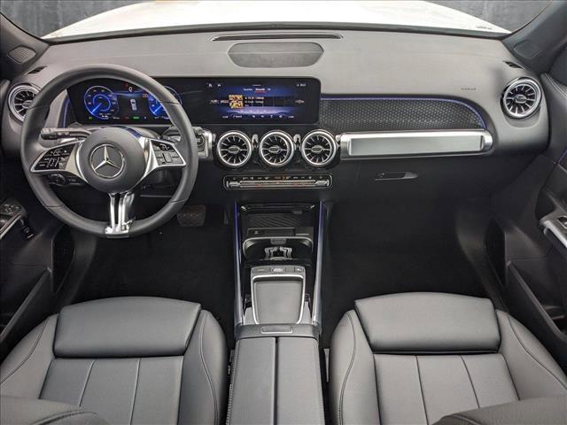 Photo of 2024 Polar White Mercedes-Benz EQB 350