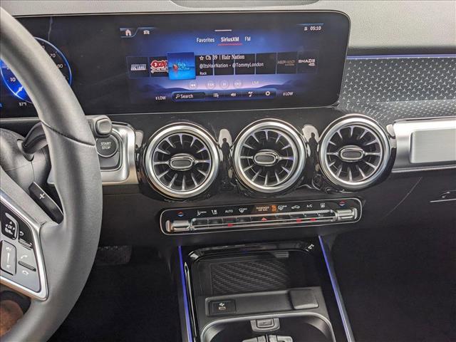 Photo of 2024 Polar White Mercedes-Benz EQB 350