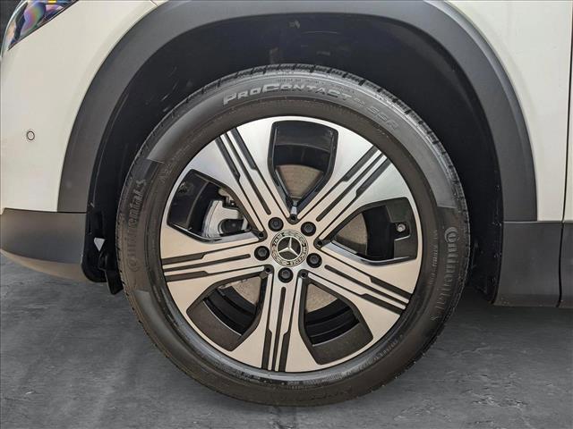 Photo of 2024 Polar White Mercedes-Benz EQB 350
