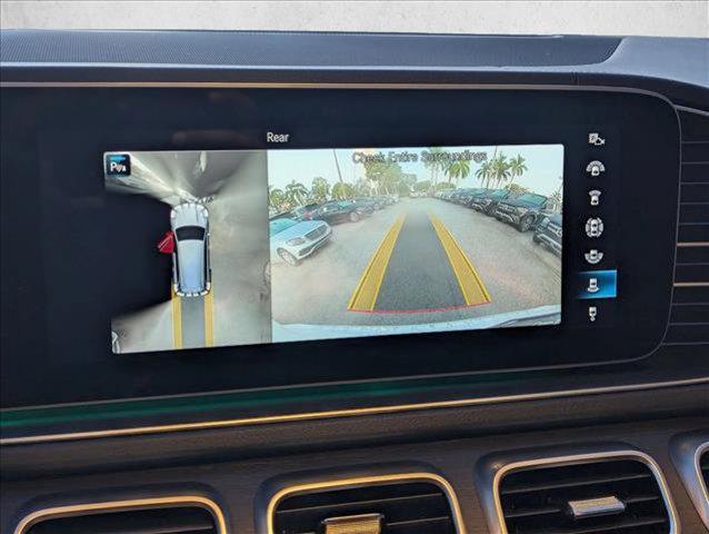 Photo of 2023 Polar White Mercedes-Benz GLS 580