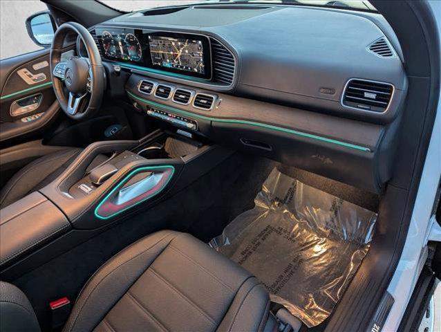 Photo of 2023 Polar White Mercedes-Benz GLS 580