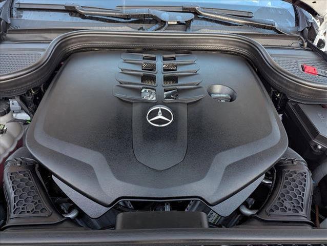 Photo of 2023 Polar White Mercedes-Benz GLS 580