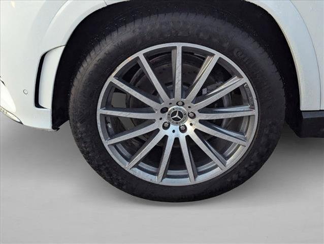 Photo of 2023 Polar White Mercedes-Benz GLS 580