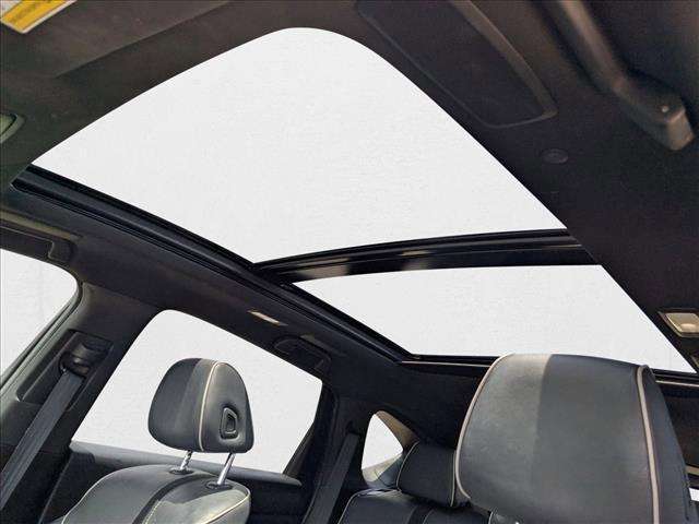 Photo of 2019 Performance Red Pearl Acura RDX