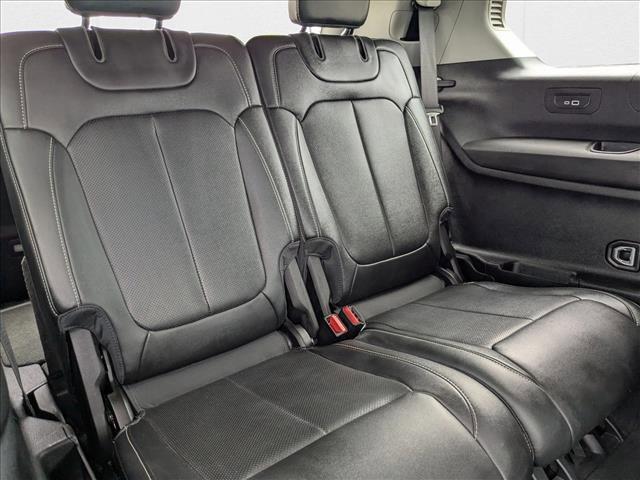 Photo of 2023 Silver Zynith Jeep Grand Cherokee L