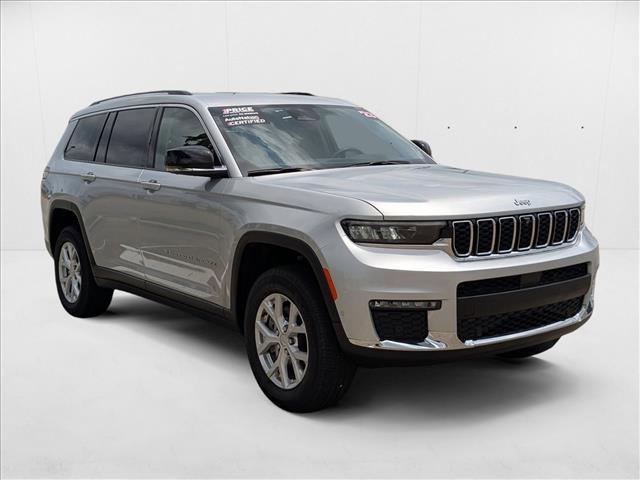 Photo of 2023 Silver Zynith Jeep Grand Cherokee L