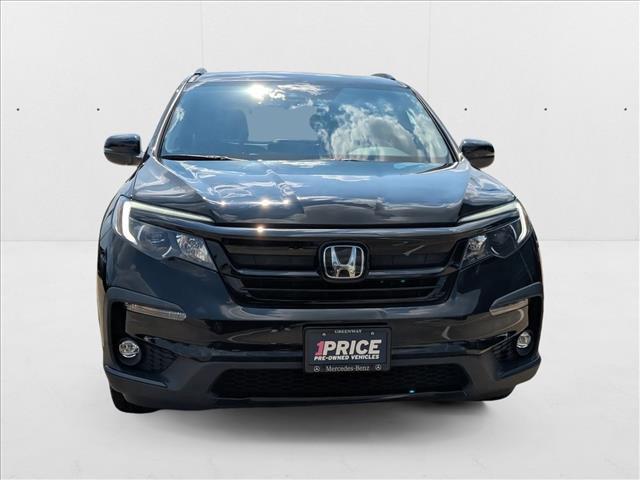 Photo of 2022 Black Honda Pilot