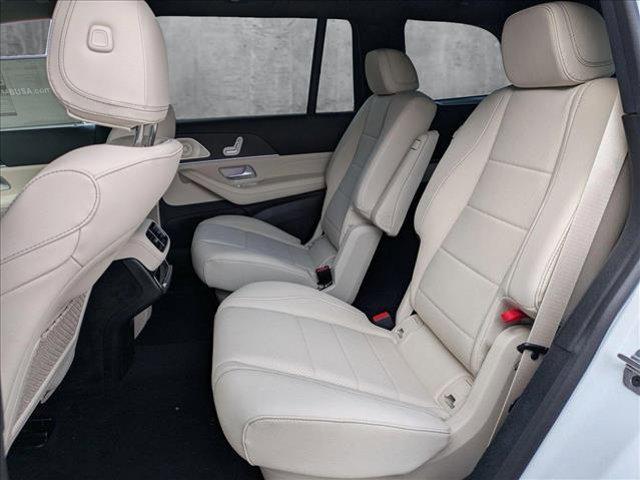 Photo of 2025 Polar White Mercedes-Benz GLS 450