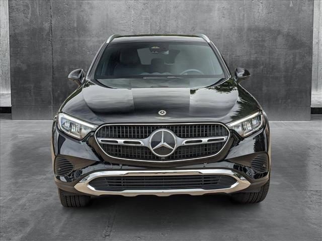 Photo of 2024 Obsidian Black Metallic Mercedes-Benz GLC 300