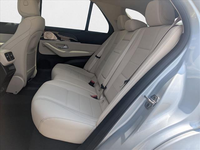 Photo of 2026 Cirrus Silver Metallic Mercedes-Benz GLE 450