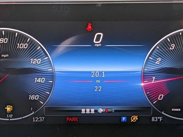 Photo of 2025 Polar White Mercedes-Benz GLB 250
