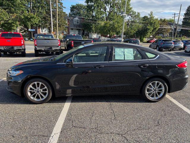 Photo of 2019 Black Ford Fusion