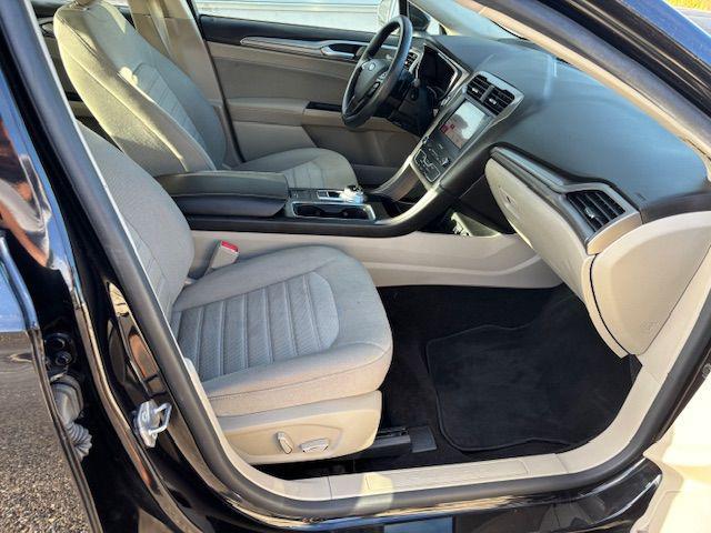 Photo of 2019 Black Ford Fusion
