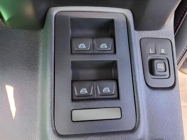 Photo of 2025 Desert Sand Ford Bronco