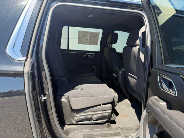 Photo of 2021 Onyx Black GMC Yukon XL