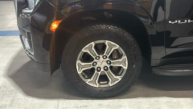 Photo of 2021 Onyx Black GMC Yukon XL