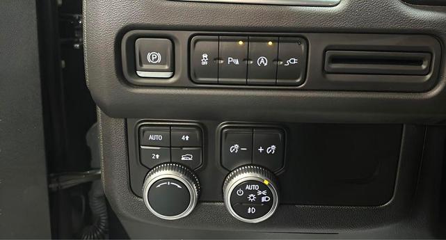 Photo of 2021 Onyx Black GMC Yukon XL