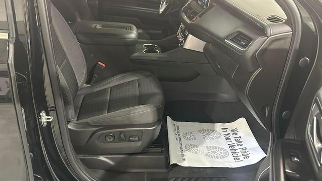 Photo of 2021 Onyx Black GMC Yukon XL