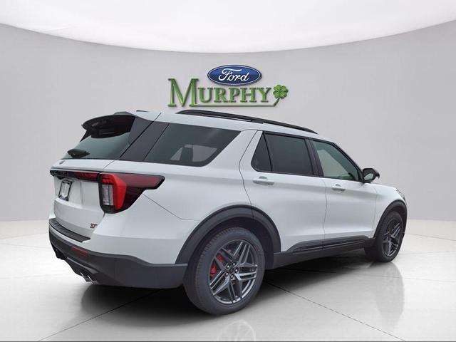 Photo of 2025 White Metallic Ford Explorer