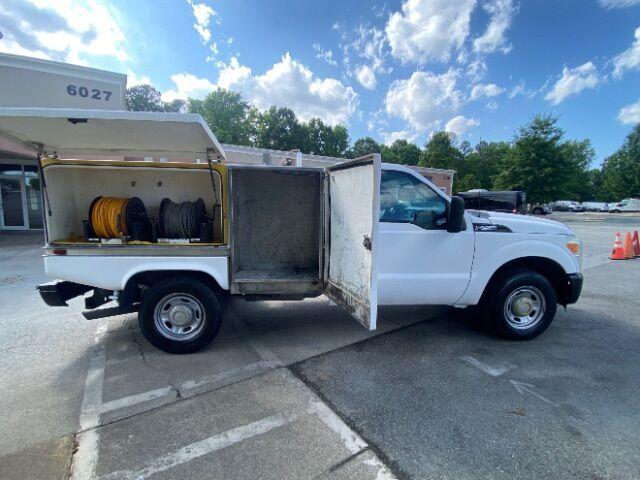Photo of 2016 Oxford White Ford F-250