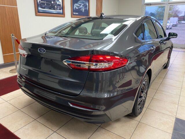 Photo of 2020 Magnetic Metallic Ford Fusion