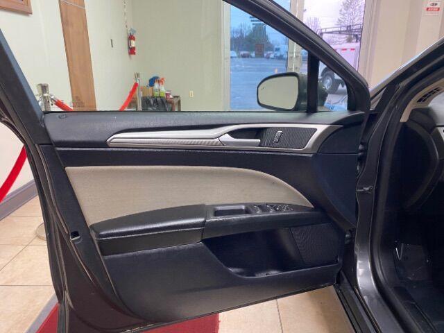 Photo of 2020 Magnetic Metallic Ford Fusion