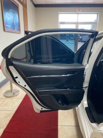 Photo of 2020 Super White Toyota Camry