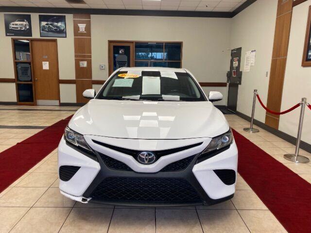 Photo of 2020 Super White Toyota Camry