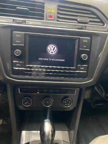 Photo of 2020 Platinum Gray Metallic Volkswagen Tiguan