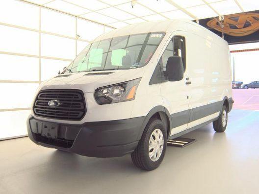 Photo of 2018 Oxford White Ford Transit-350