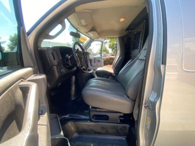 Photo of 2018 Silver Ice Metallic Chevrolet Express 2500