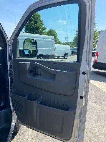 Photo of 2018 Silver Ice Metallic Chevrolet Express 2500