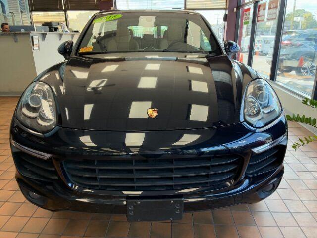 Photo of 2018 Blue Porsche Cayenne