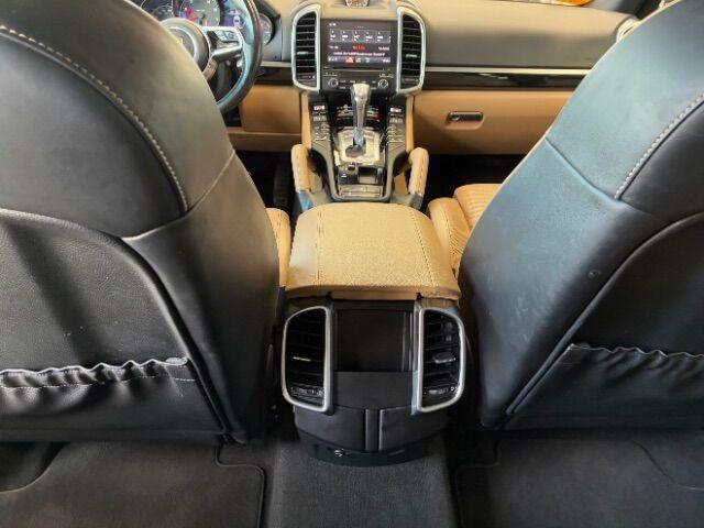 Photo of 2018 Blue Porsche Cayenne