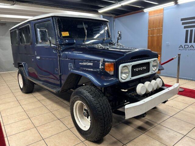 Photo of 1985 Blue Toyota Land Cruiser