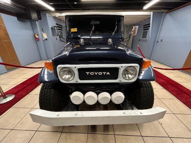 Photo of 1985 Blue Toyota Land Cruiser