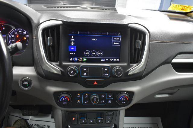 Photo of 2020 Summit White GMC Terrain