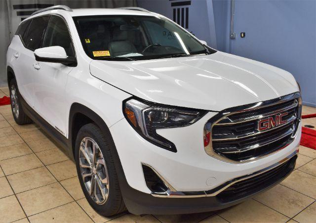 Photo of 2020 Summit White GMC Terrain