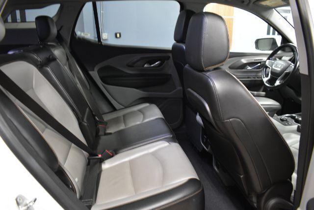 Photo of 2020 Summit White GMC Terrain