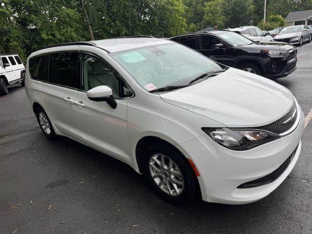 2021 Chrysler Voyager