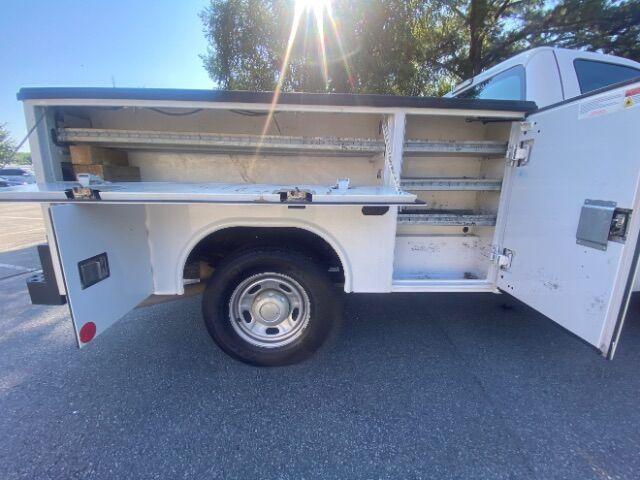 Photo of 2015 Oxford White Ford F-250