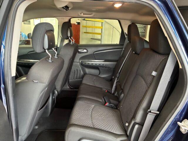 Photo of 2019 Contusion Blue Pearlcoat Dodge Journey