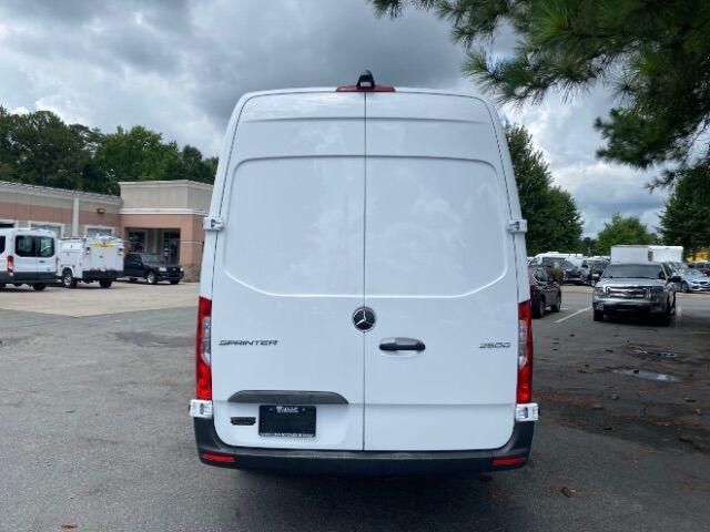 Photo of 2023 Arctic White Mercedes-Benz Sprinter 2500