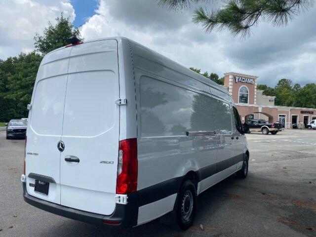 Photo of 2023 Arctic White Mercedes-Benz Sprinter 2500