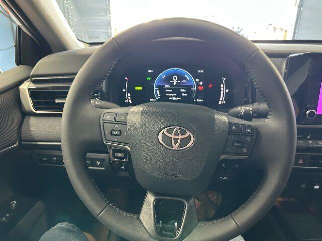 Photo of 2025 Ice Toyota Camry
