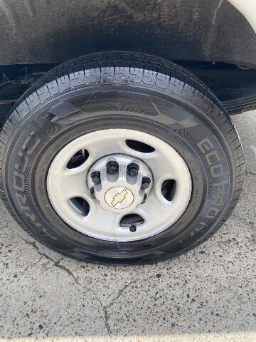Photo of 2022 Summit White Chevrolet Express 3500