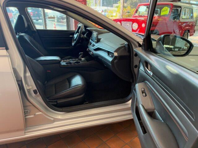 Photo of 2021 Brilliant Silver Metallic Nissan Altima