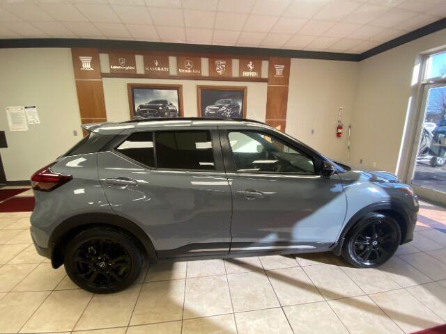 Photo of 2022 Boulder Gray Pearl Nissan Kicks