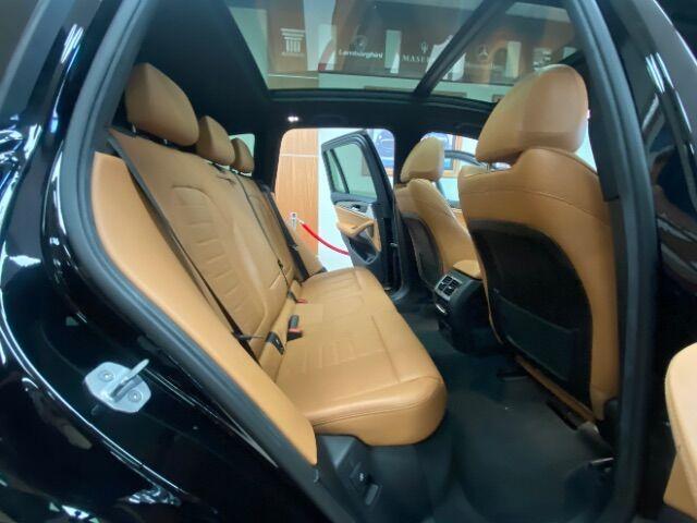 Photo of 2019 Jet Black BMW X3