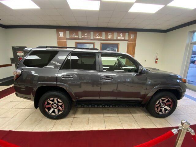 Photo of 2019 Midnight Black Metallic Toyota 4Runner